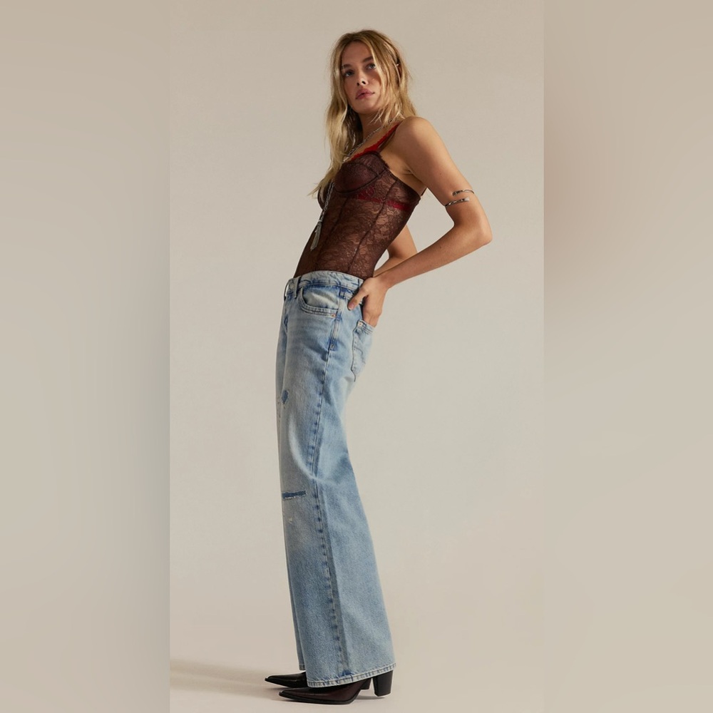 We The Free Tennessee Low Rise Boyfriend Jean, NWT - Picture 7 of 12